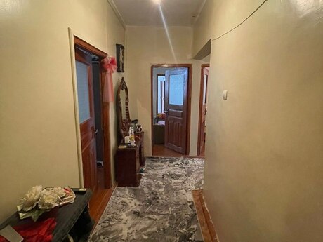 Квартира на продажу ниже рыночной цены в  M.Xələfov 95
