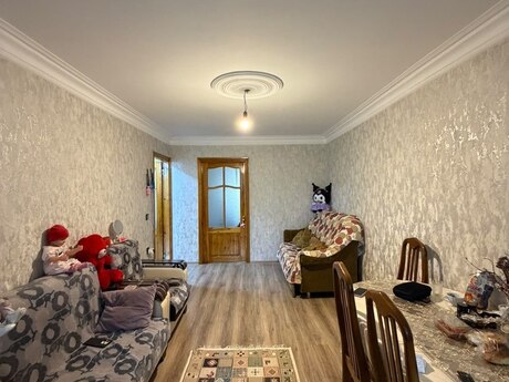 2 otaqlı köhnə tikili - Xalqlar Dostluğu m. - 50 m²