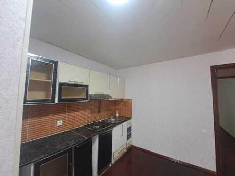 5 otaqlı həyət evi/bağ evi - Biləcəri q. - 200 m²