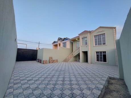 7 otaqlı həyət evi/bağ evi - Hövsan q. - 176 m²