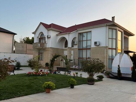 7 otaqlı həyət evi/bağ evi - Xəzər r. - 255 m²