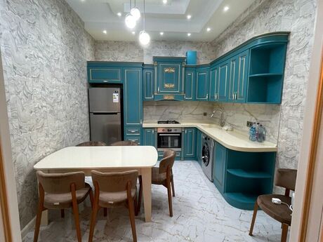 Elan №6374610 - Bakı, Nəsimi r., 2 otaqlı, 70 m², 8/18 mərtəbə