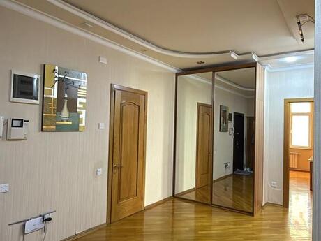 4 otaqlı yeni tikili - Nəriman Nərimanov m. - 176 m²