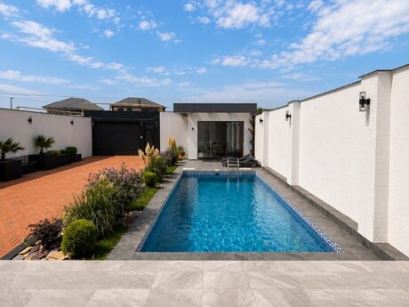 4 otaqlı həyət evi/bağ evi - Mərdəkan q. - 170 m²