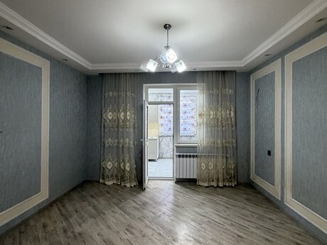3 otaqlı köhnə tikili - Bakıxanov q. - 60 m²