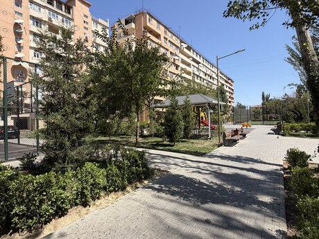 3 otaqlı köhnə tikili - Bakıxanov q. - 60 m²