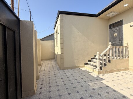 4 otaqlı həyət evi/bağ evi - Binə q. - 100 m²