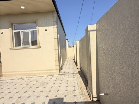 4 otaqlı həyət evi/bağ evi - Binə q. - 100 m²