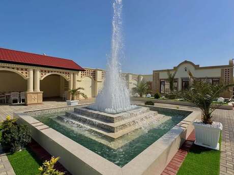 5 otaqlı həyət evi/bağ evi - Buzovna q. - 300 m²