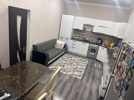 6 otaqlı həyət evi/bağ evi - Mehdiabad q. - 181 m²