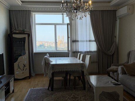 Elan №6374718 - Bakı, Memar Əcəmi m., 3 otaqlı, 134 m², 12/17 mərtəbə
