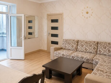 8-комн. дом/дача - м. Насими - 240 м²