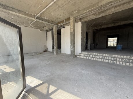 Obyekt - Gənclik m. - 715 m²