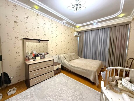 4 otaqlı yeni tikili - 28 May m. - 155 m²