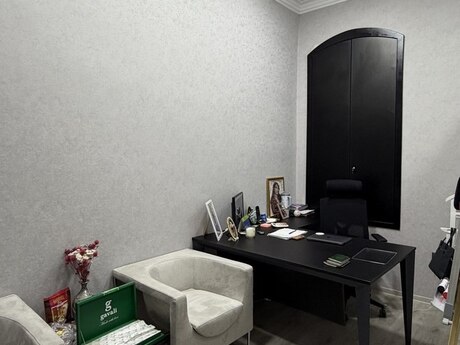 2-комн. офис - м. 28 мая - 50 м²