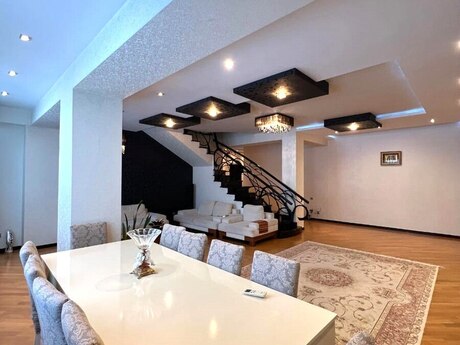 3 otaqlı mənzil, 165 m², İnşaatçılar: 350 000 ₼ 5