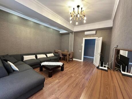 Объявление №6374932 - Баку, пос. Аг шехер, 4-комн., 144 м², 6/6 этаж