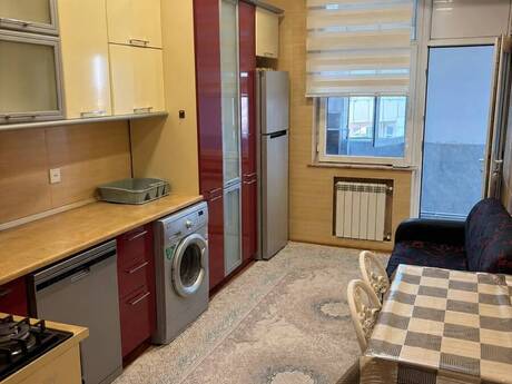 2 otaq · 100 m² · 13/13 mərtəbə, Qara Qarayev