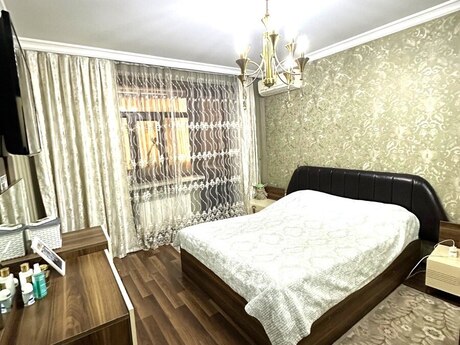 3 otaqlı mənzil, 80 m², Bakıxanov: 175 000 ₼ 3