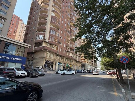 2 otaqlı mənzil, 60 m², 8 Noyabr: 235 000 ₼ 4
