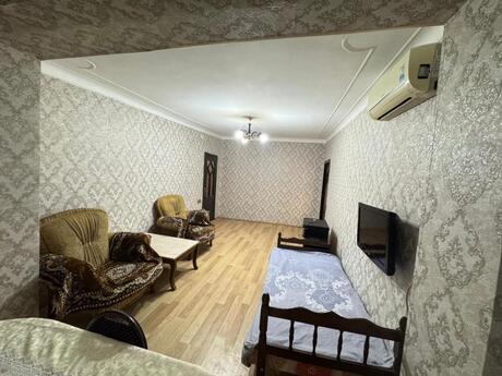 2 otaqlı köhnə tikili - Gənclik m. - 60 m²
