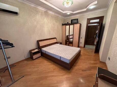 2 otaqlı yeni tikili - 28 May m. - 90 m²