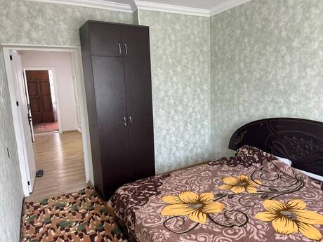 3 otaqlı köhnə tikili - Badamdar q. - 70 m²