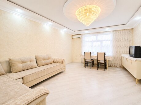 Elan №6370830 - Bakı, Bakıxanov q., 3 otaqlı, 95 m², 1/4 mərtəbə