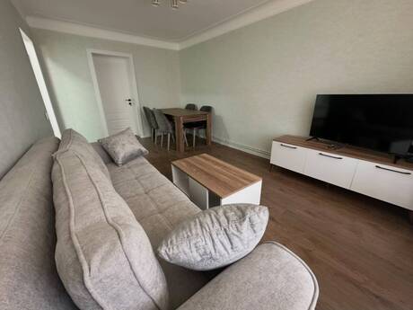 Elan №6375639 - Bakı, Neftçilər m., 2 otaqlı, 65 m², 3/5 mərtəbə