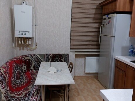 Elan №6375658 - Bakı, Nizami m., 2 otaqlı, 60 m², 4/5 mərtəbə