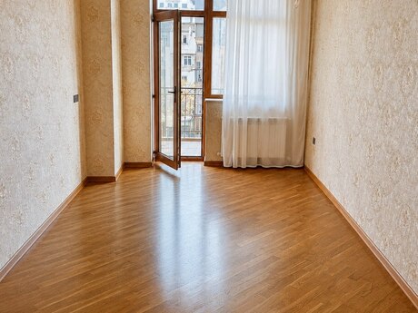 2-комн. новостройка - м. Элмляр Академиясы - 90 м²