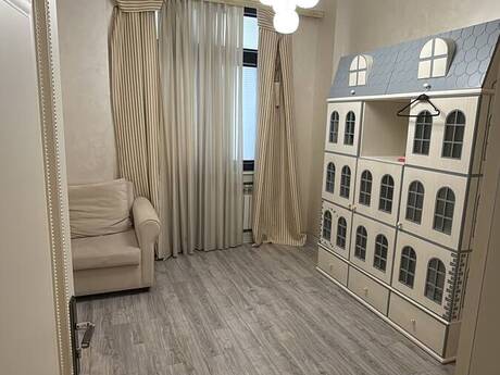 Kirayə 3 otaqlı mənzil, 200 m², Nəsimi: 2 100 ₼/ay 5