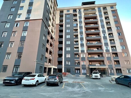 3 otaq · 77 m² · 5/12 mərtəbə, Yeni Günəşli
