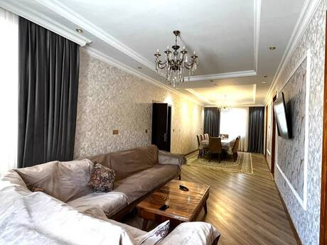 Elan №6375900 - Bakı, Azadlıq Prospekti m., 9 otaqlı, 420 m²
