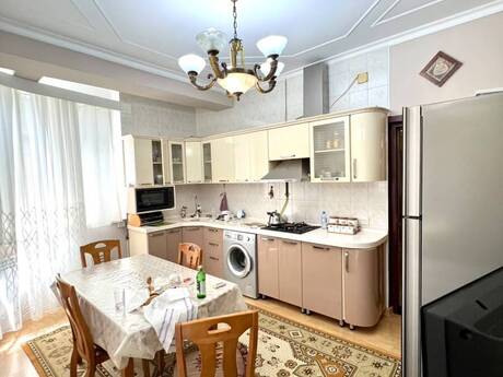 4-room apartment, 130 m², Həzi Aslanov: 307 000 ₼ 3