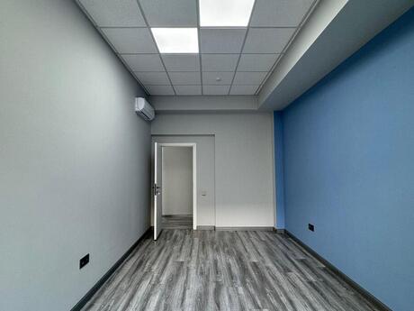 2-комн. офис - Насиминский  р. - 65 м²