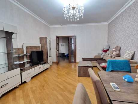 2 otaqlı mənzil, 100 m², Nizami: 310 000 ₼ 3