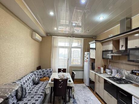 3 otaqlı yeni tikili - İnşaatçılar m. - 128 m²