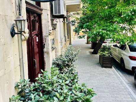 Объявление №6376208 - Баку, м. Ичеришехер, 300 м²