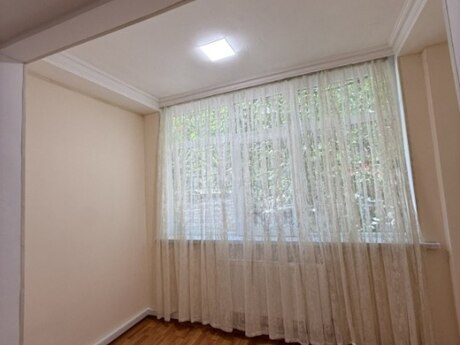 2 otaqlı köhnə tikili - İnşaatçılar m. - 62 m²