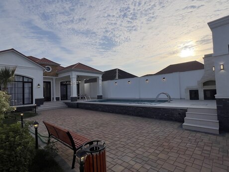 4 otaqlı həyət evi, 200 m², Mərdəkan: 450 000 ₼ 3