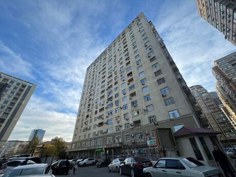 Объявление №6376345 - Баку, м. Шах Исмаил Хатаи, 3-комн., 150 м², 6/18 этаж