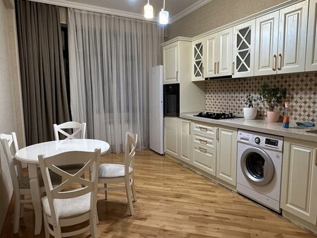 Elan №6376228 - Bakı, Qara Qarayev m., 2 otaqlı, 83 m², 12/17 mərtəbə