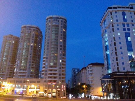 Elan №6376079 - Bakı, Nizami m., 2 otaqlı, 100 m², 18/20 mərtəbə