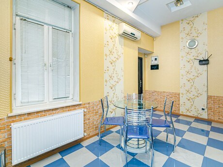 Sahildə 2 otaqlı mənzil günlük kirayə verilir, 70 m², 50 AZN/gün, şəkil 4 / 12