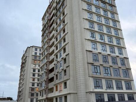 Elan №6376556 - Bakı, Yeni Günəşli q., 3 otaqlı, 80 m², 13/18 mərtəbə