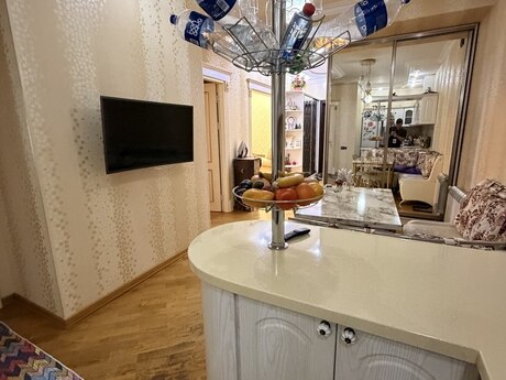 3-room apartment, 86 m², Azadlıq Prospekti: 280 000 ₼ 2