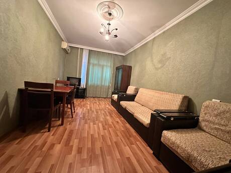 Elan №6376742 - Bakı, Yasamal q., 3 otaqlı, 75 m², 2/9 mərtəbə