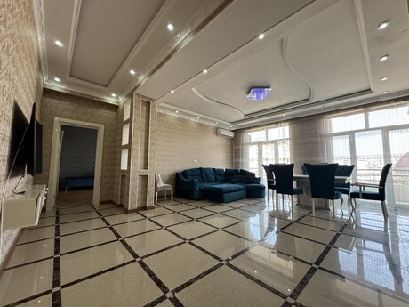 Kirayə 3 otaqlı mənzil, 152 m², Nərimanov: 1 300 ₼/ay 2