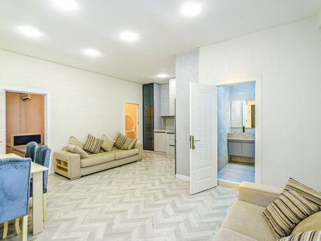 Elan №6376792 - Bakı, 28 May m., 3 otaqlı, 86 m², 15/18 mərtəbə